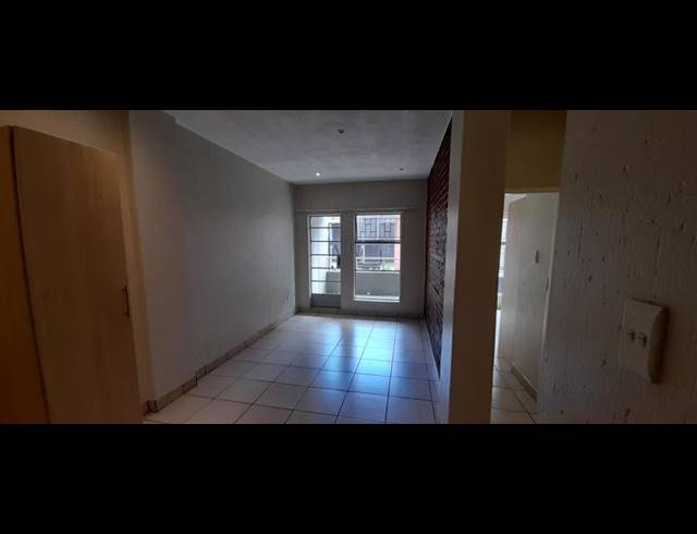 2 BEDROOM APARTMENT FOR SALE IN BUCCLEUCH